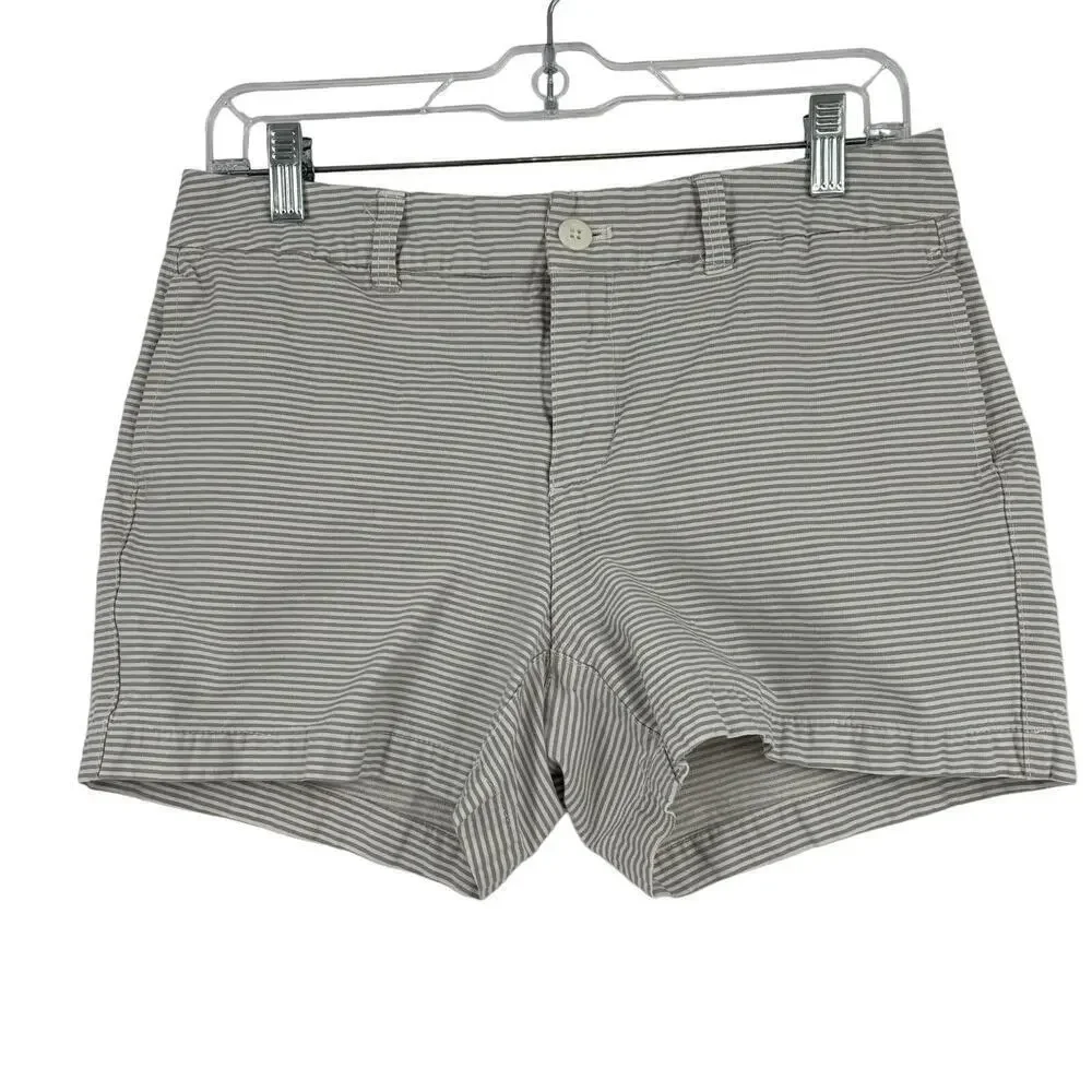 Khakis by GAP The 4 Inch Shorts Women's Size 6 Gray White Stripe Stretch